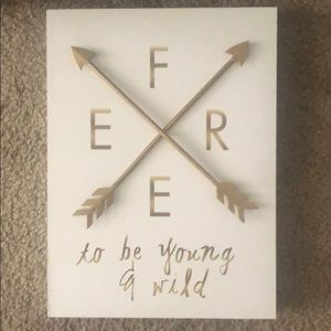 White and gold wall art